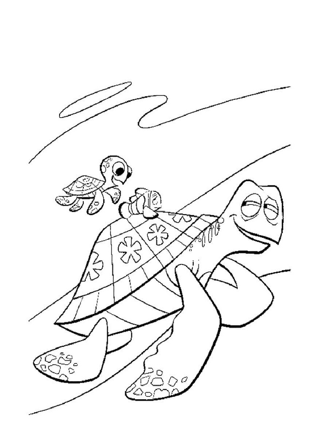 Dos de las caras conocidas de Buscando a Dory son Mr. Ray y Crush, la tortuga que utilizan Marlin y Dory como transporte en la primera entrega para moverse por las fuertes corrientes de agua y la pequeña tortuguita que les ameniza el viaje.